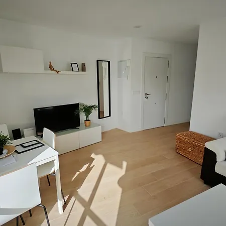 - San Rafael Apartment *